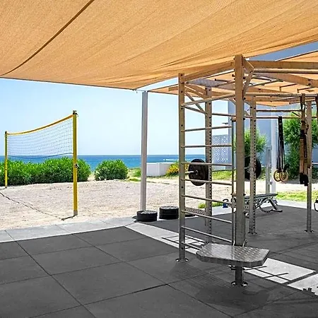 Paralos Rodos Lifestyle